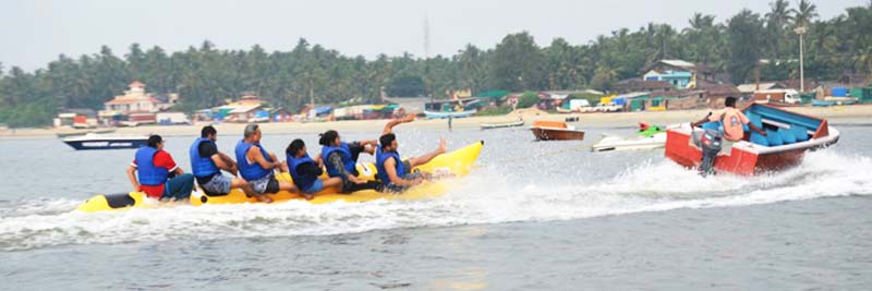 Banana boat ride in Malvan